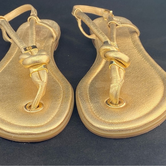 Beautiful MK gold Sandals - Picture 10 of 11